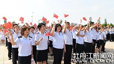 甜美奥莉暑假逛街