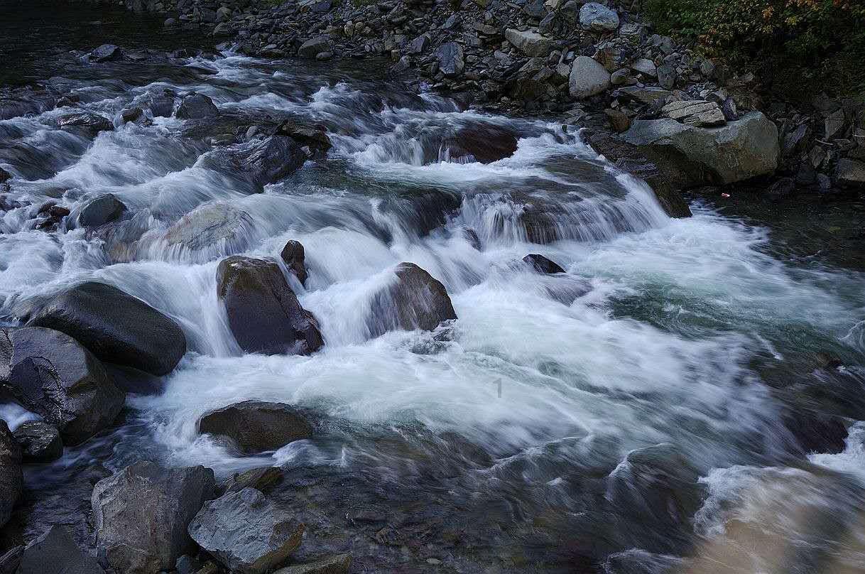龙湖华越盛天·御湖境